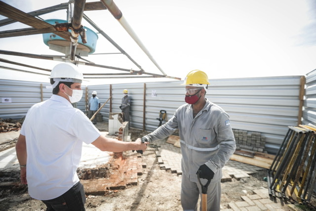 Obras dos novos quiosques da orla do Recife são iniciadas