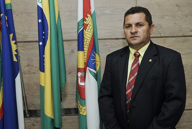 Vereador nega desconforto com recolhimento de celulares