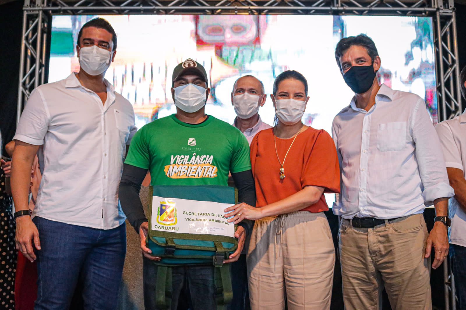 ACS’s e ACE’s de Caruaru recebem tablets e novos fardamentos  