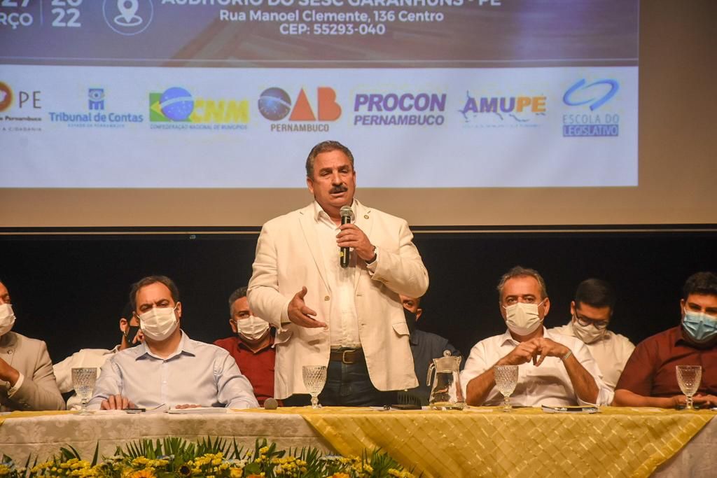 Eriberto enaltece a importância dos vereadores em Congresso da UVP