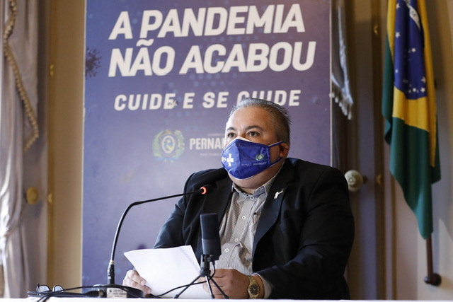Governo mantém uso de máscaras em Pernambuco