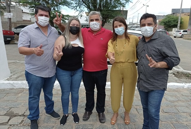 Raquel Lyra recebe apoio da oposição em Agrestina