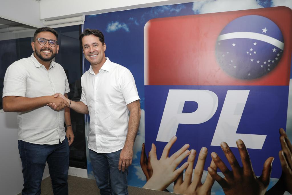 Anderson filia mais um pré-candidato bolsonarista ao PL
