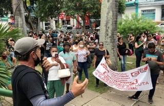 Professores de Caruaru suspendem greve