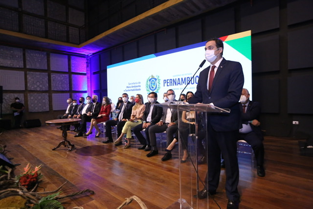 Paulo lança Plano de Descarbonização de Pernambuco