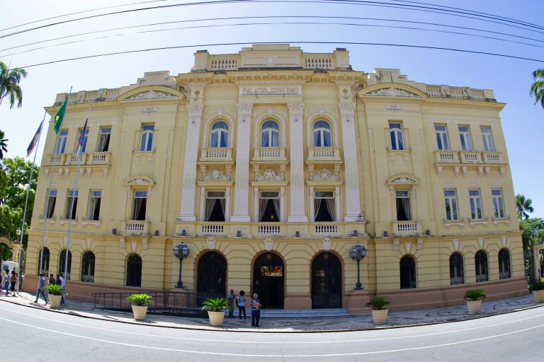 Vereadores da base de Raquel voltam a dialogar com o PSB