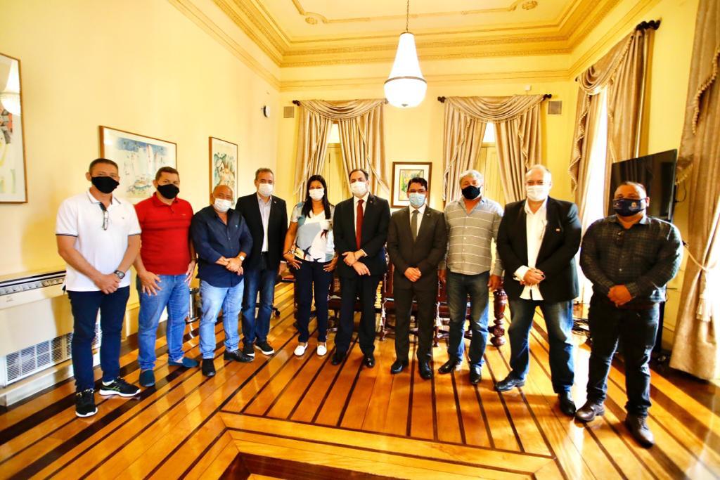 Aliados de Raquel Lyra se reúnem com Danilo Cabral e Paulo Câmara