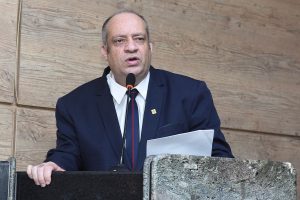 Vereadores querem mais diálogo sobre projeto dos professores enviado por Raquel