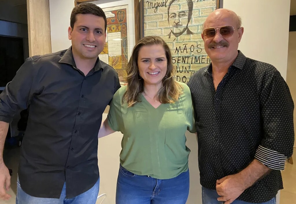 Marília Arraes recebe apoio de José Augusto Maia