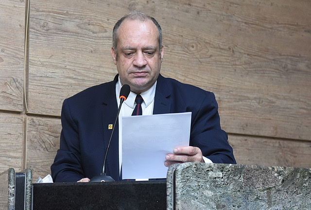 Câmara de Caruaru realiza audiência pública sobre autismo 