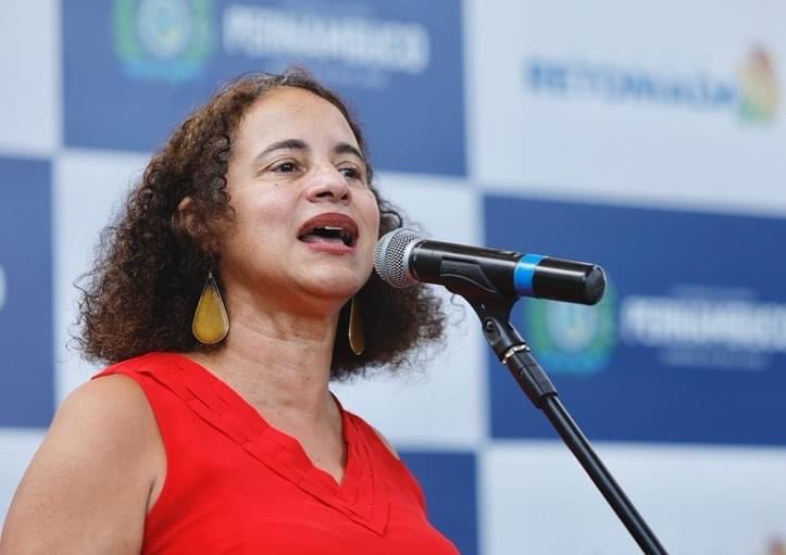 Cenário Político: Luciana segue sonhando com o Senado