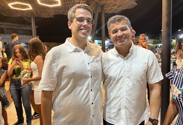 Jarbas Filho participa de entrega de praça em Ipubi