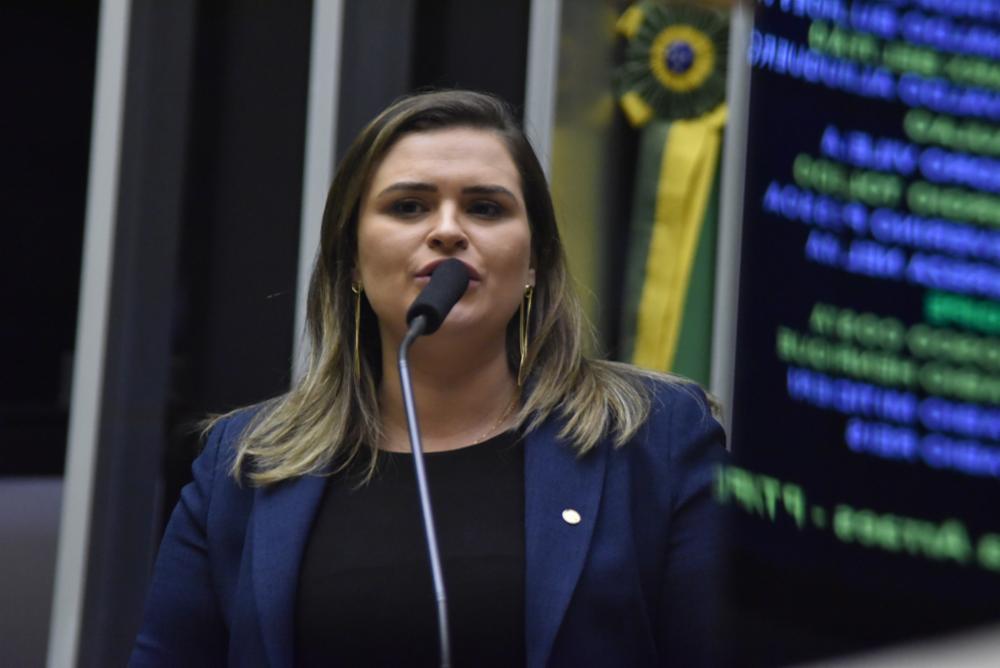 Marília propõe criação da Casa da Mulher Pernambucana