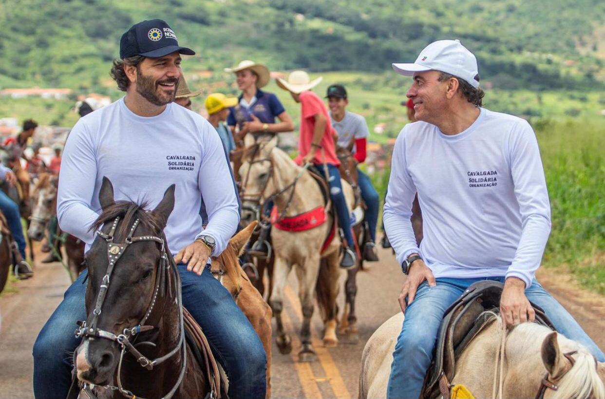 Novaes recebe apoio do prefeito de Santa Cruz da Baixa Verde