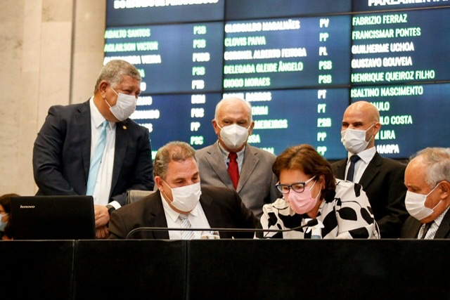 Alepe e Estado promovem concurso de redação