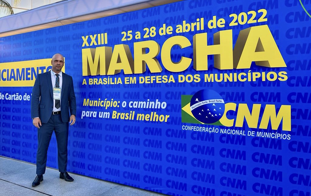 Anderson participa da 21ª Marcha dos Legislativos Municipais