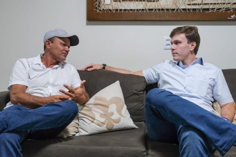 Miguel presta solidariedade a prefeito expulso do PT por ter lhe declarado apoio