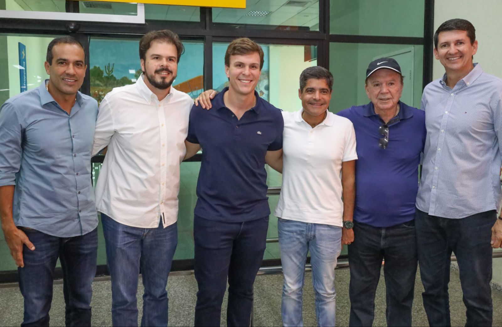Miguel Coelho se encontra com ACM Neto em Petrolina