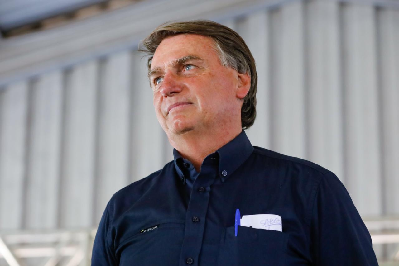 Bolsonaro concede ‘perdão presidencial’ a Daniel Silveira