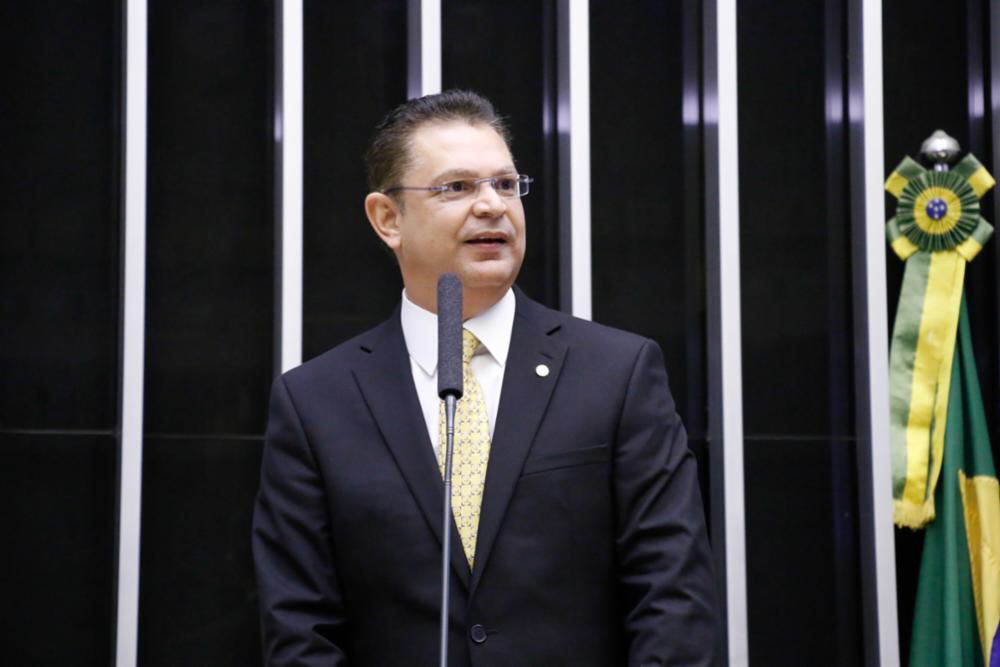 Deputado quer que prerrogativa de cassação seja sempre da Câmara