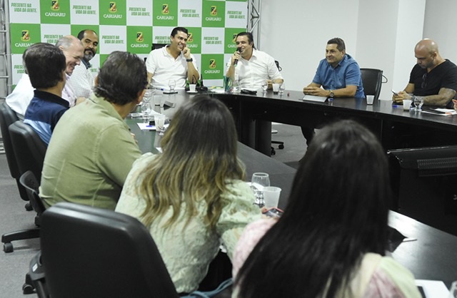 Vereadores de Caruaru terão nova reunião com Rodrigo Pinheiro