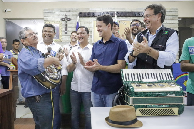 Anderson Ferreira e Gilson cumprem agenda em Ribeirão 