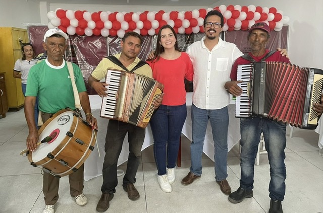 Maria Arraes cumpre agenda em Saloá e Paranatama