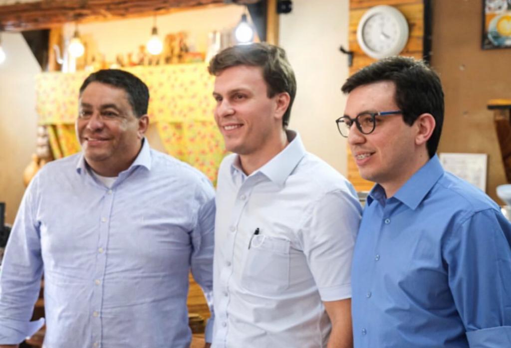 Raffiê fará agenda com Miguel no Alto do Moura nesta terça (17)