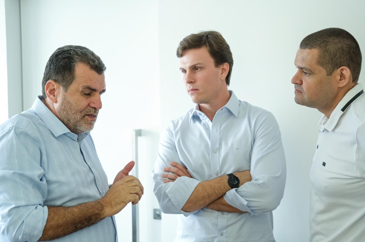 Ex-prefeito de Paudalho declara apoio a Miguel Coelho