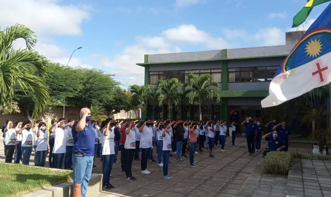MEC concede certificação para a Escola Cívico-Militar de Arcoverde