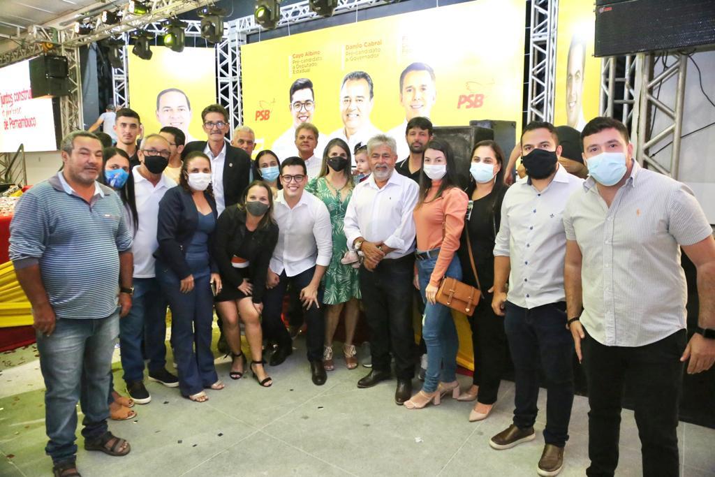 Cayo Albino recebe novos apoios em Saloá