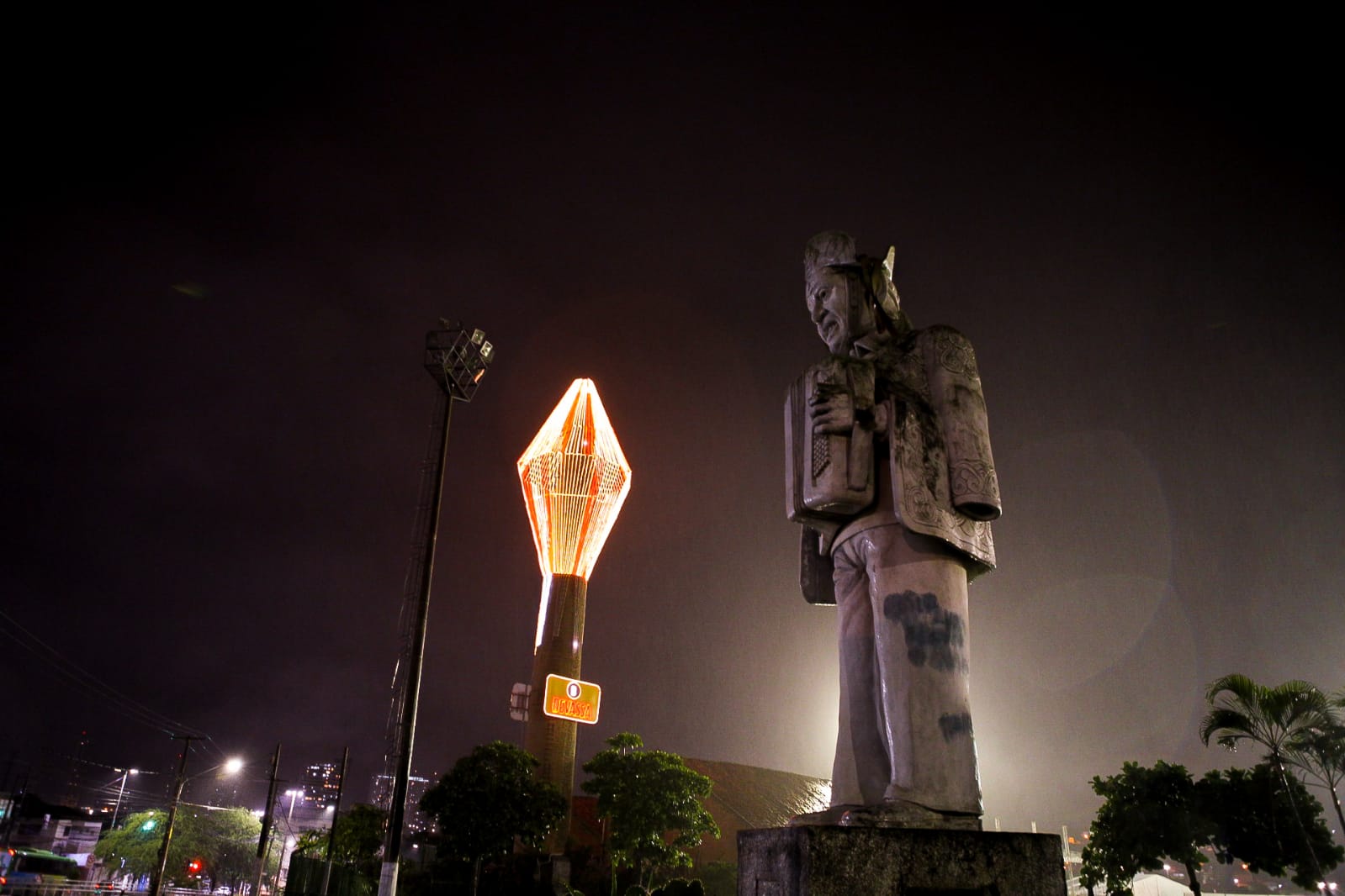 Em Caruaru, balão do Pátio de Eventos passa por teste