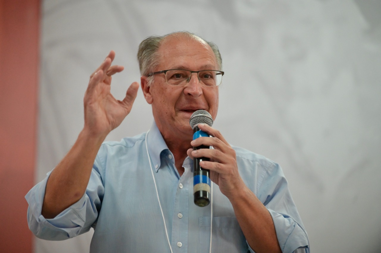 Alckmin diz que Lula é a única esperança que resta ao Brasil 