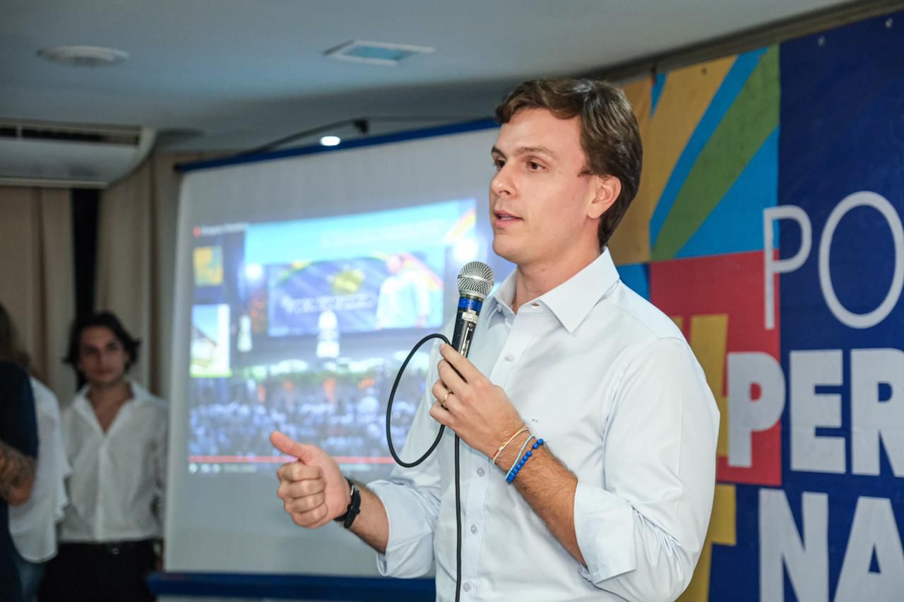 Miguel diz que emprego só volta com saída do PSB do governo 