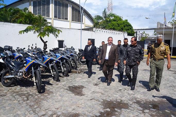 Eriberto Medeiros conhece instalações da CIP Moto