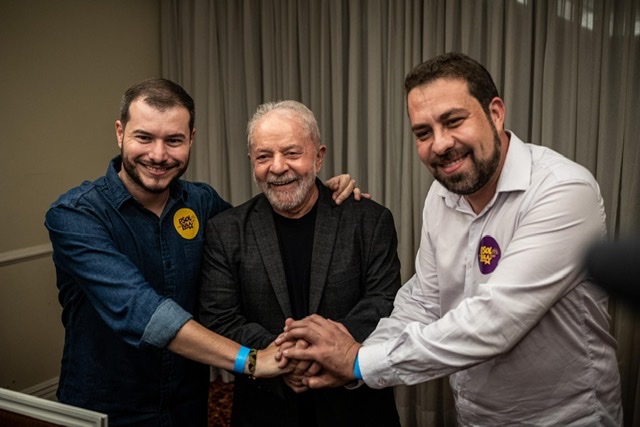 PSOL-PE comemora apoio da sigla à pré-candidatura de Lula