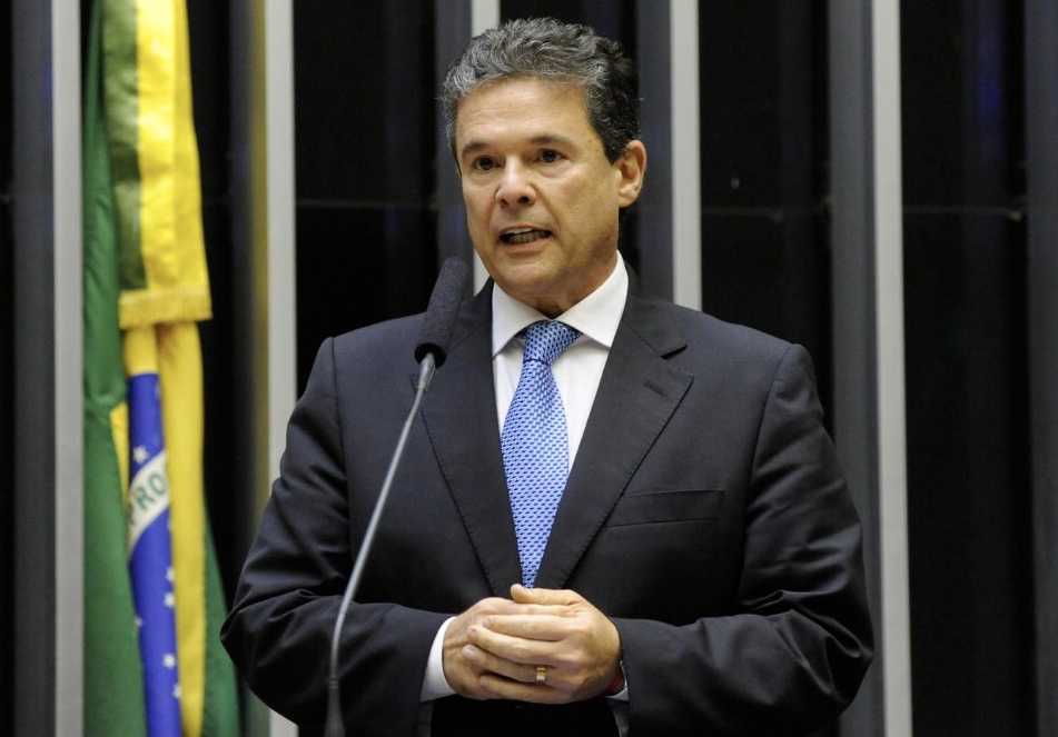 André deve anunciar apoio a Marília na segunda (16)