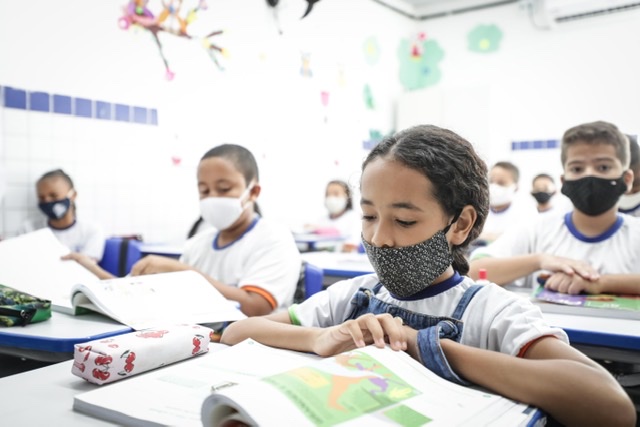 Recife suspende aulas nas escolas municipais devido às chuvas 