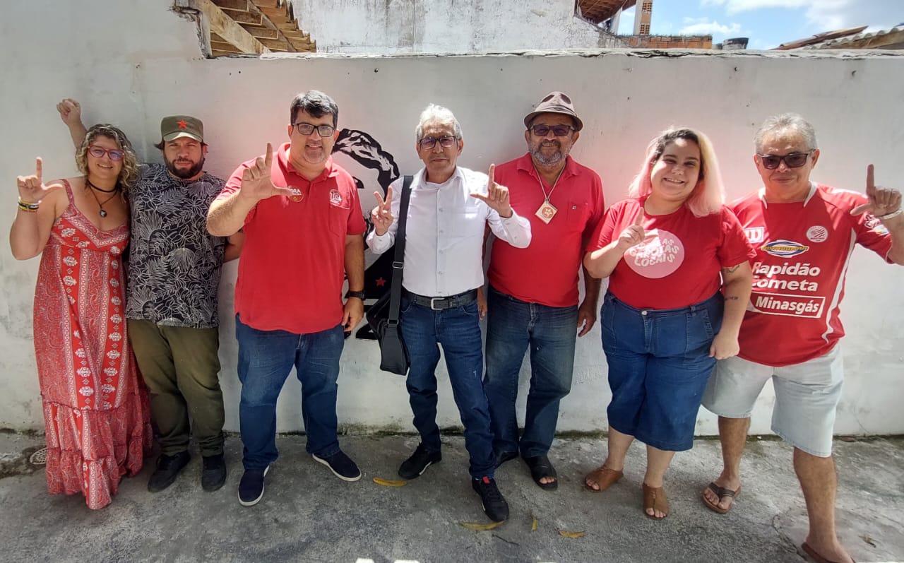 Direções do PT, PCdoB e PV se reúnem em Caruaru