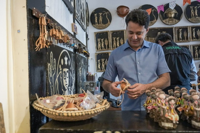 Anderson Ferreira encerra visita ao Sertão de Pernambuco 