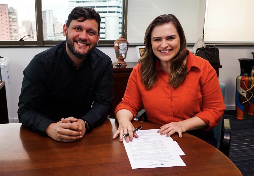 Marília assume compromisso com profissionais de Enfermagem