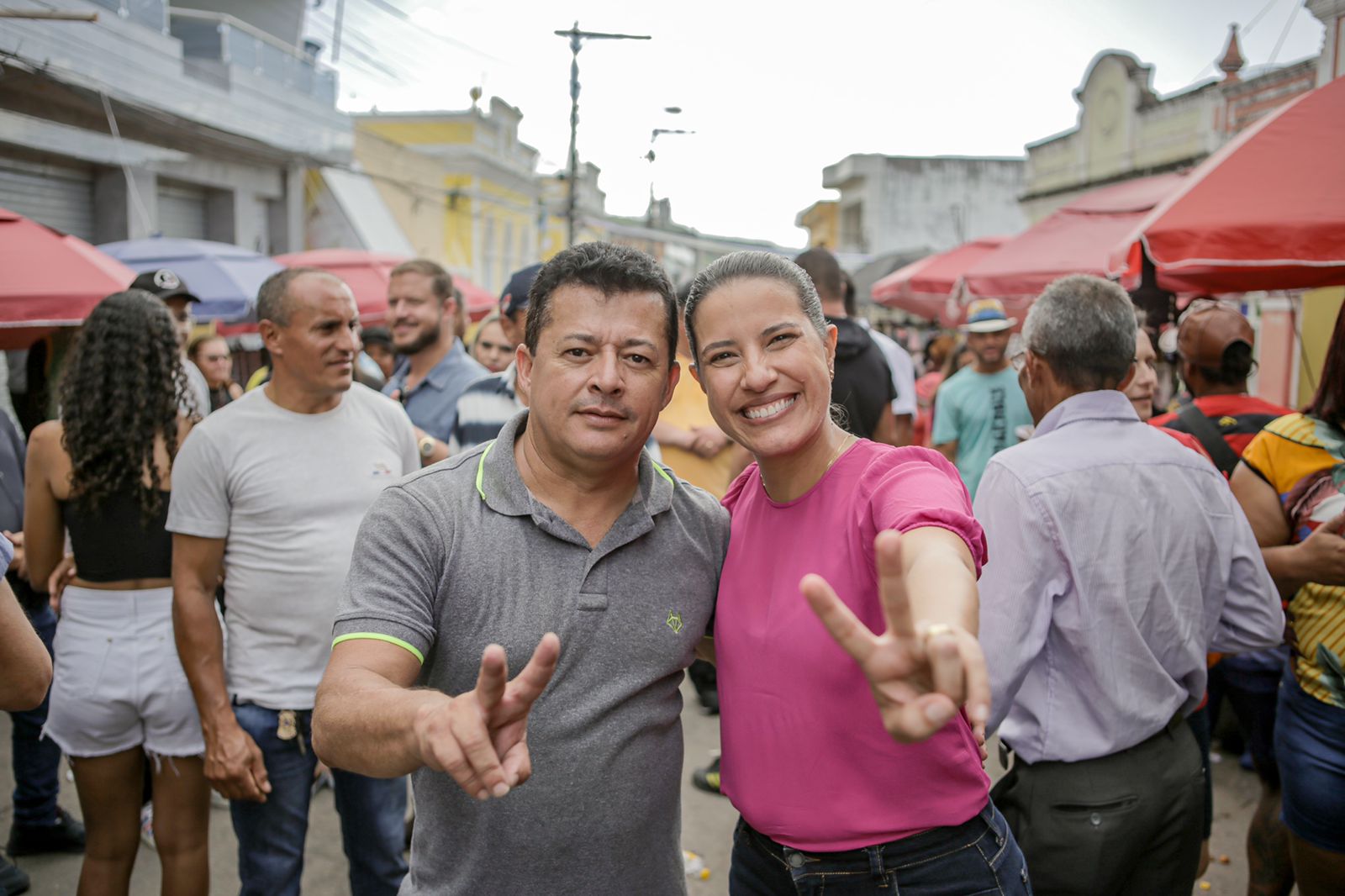 Vice-prefeito filiado ao PSB confirma apoio a Raquel Lyra