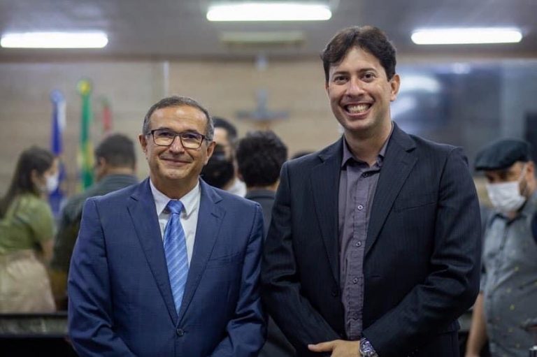 Armandinho e Douglas Cintra não farão mais dobradinha