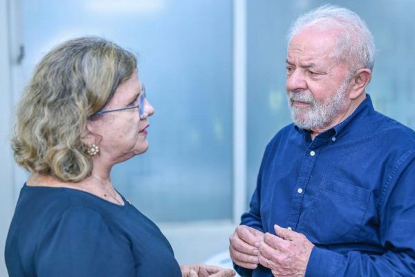 Teresa e Danilo se apresentam oficialmente a Lula como pré-candidatos