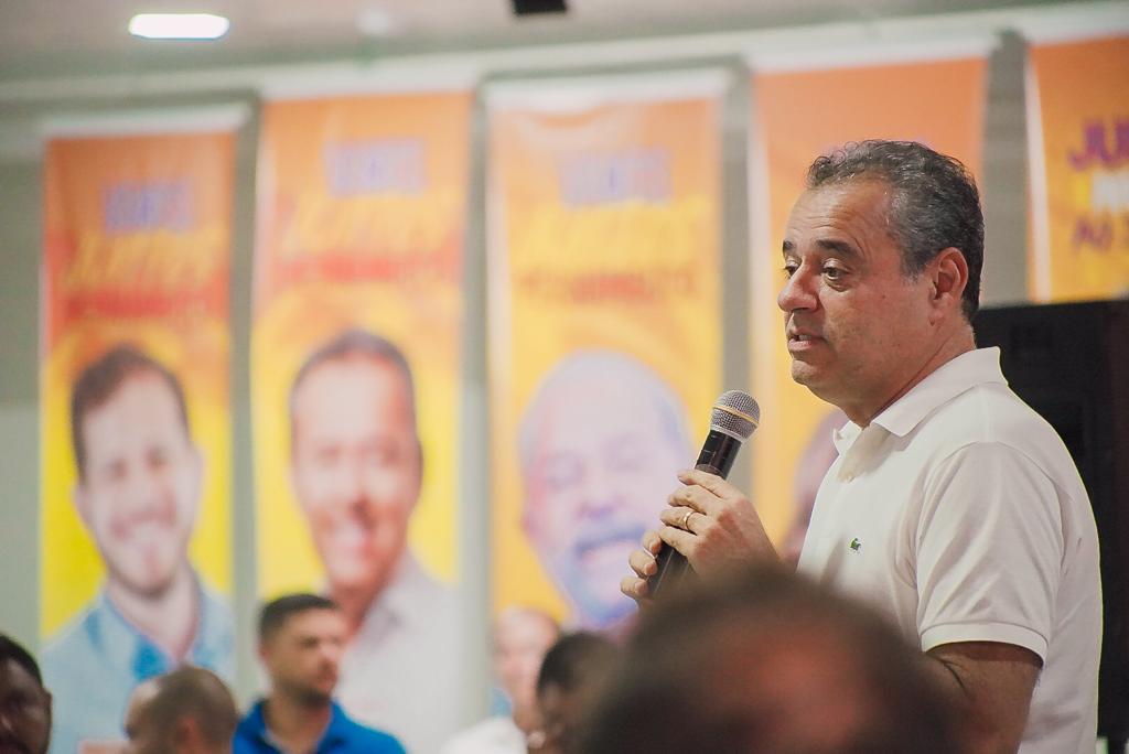 Danilo assume compromisso de viabilizar a Transnordestina