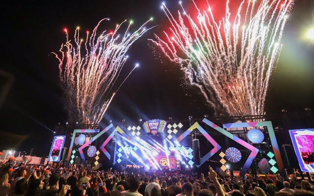 Público lota primeira noite do São João de Petrolina 