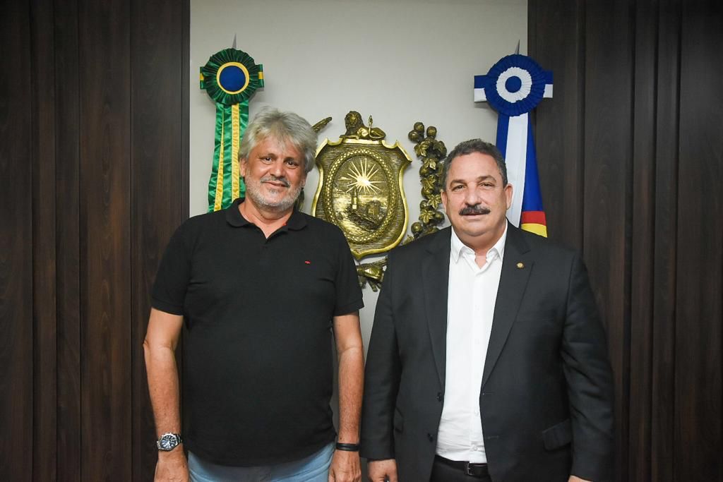 Eriberto Medeiros e Osmar Ricardo firmam parceria na RMR