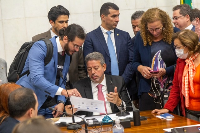 Túlio Gadêlha integra grupo que discute o rol taxativo da ANS