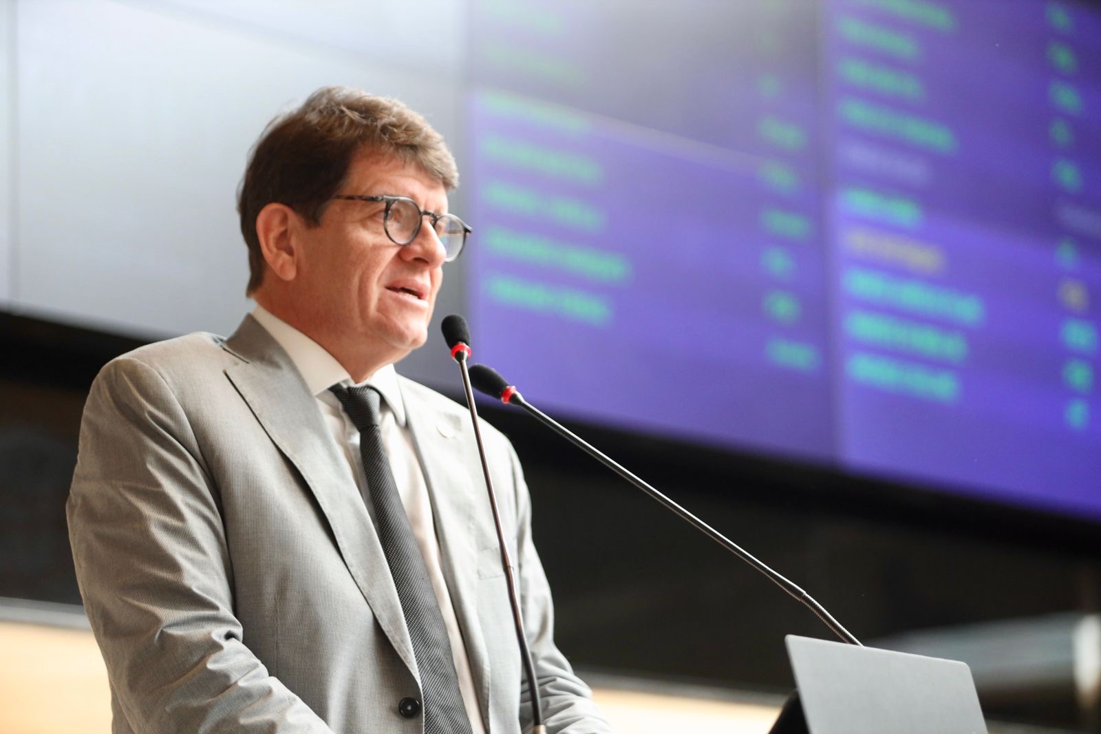 Alcides Cardoso propõe ensino de empreendedorismo nas escolas do Recife