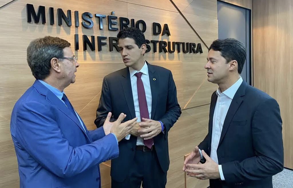 União vai construir nova passarela às margens da BR-101